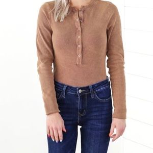 EE:SOME | BROWN HENLEY BODYSUIT